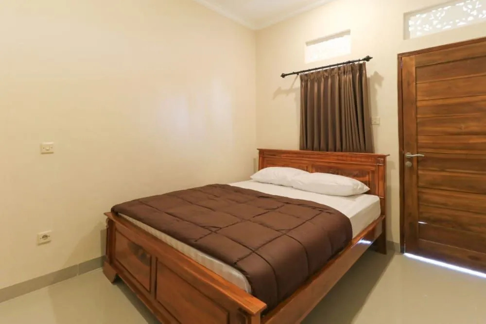 Dira Guest House