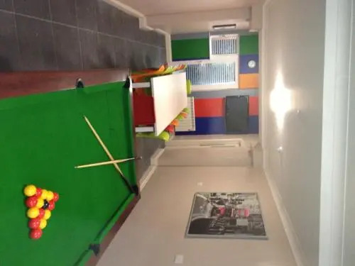 Oscar's Hostel