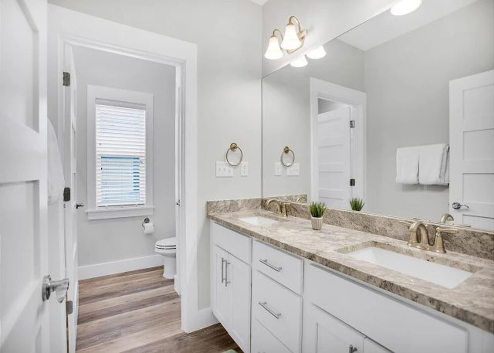 5509 Thomas Drive by Forehand Rentals