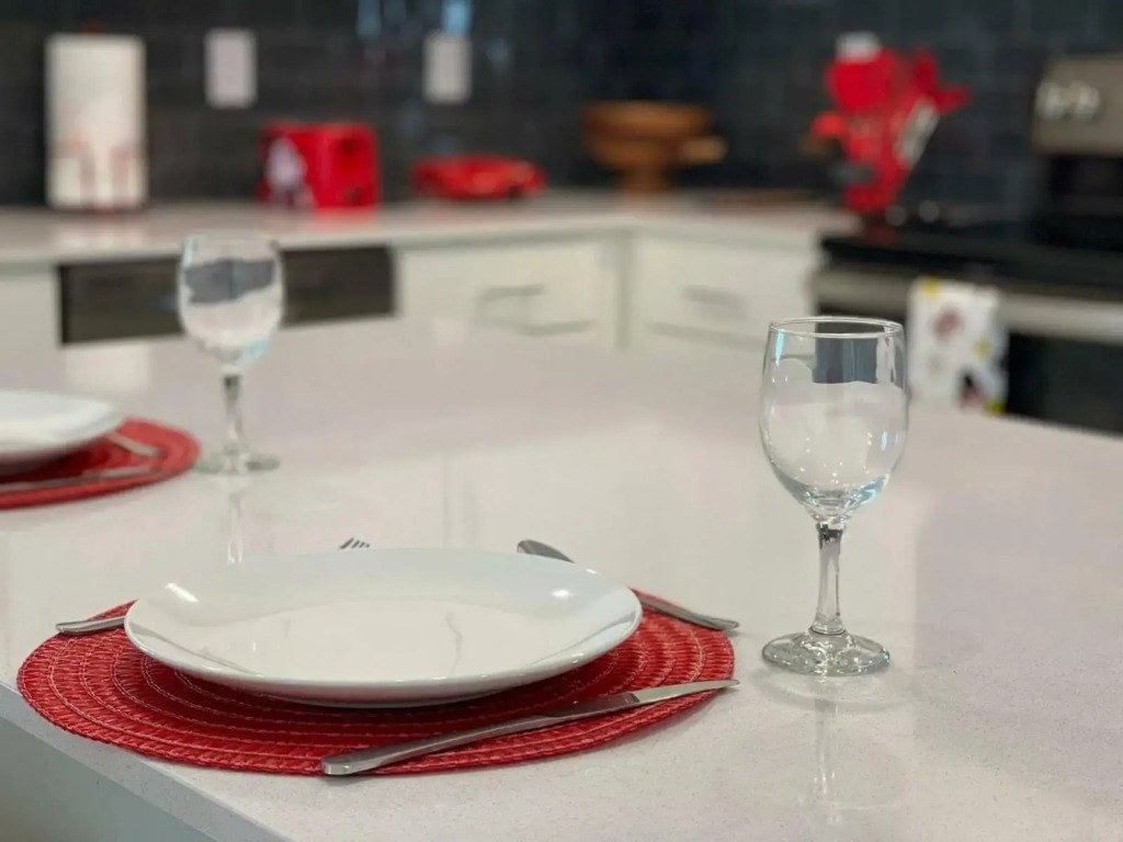 New 3 Bedroom Deluxe Apartment at Storey Lake