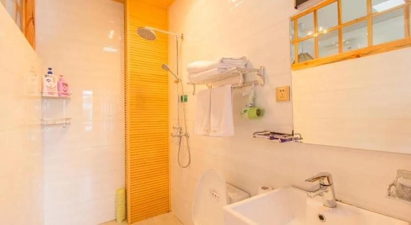 Jue Se Garden Theme Inn