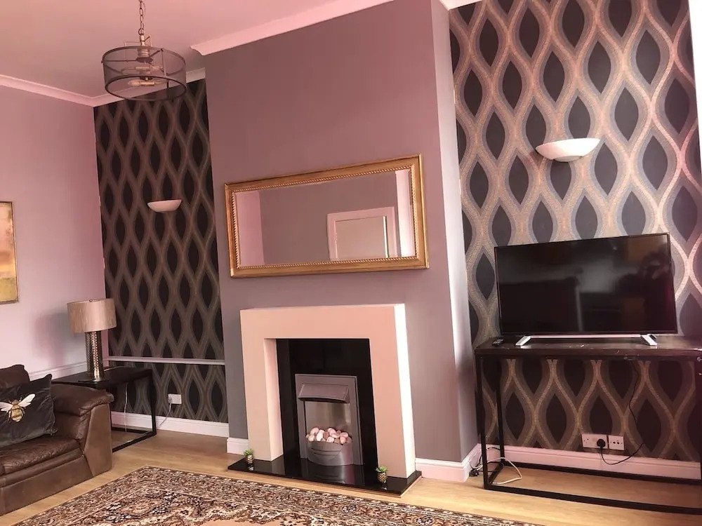 Apartment With City Views - Sleeps 3