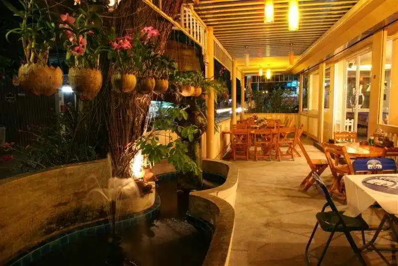 Queen's Garden Resort At Riverview