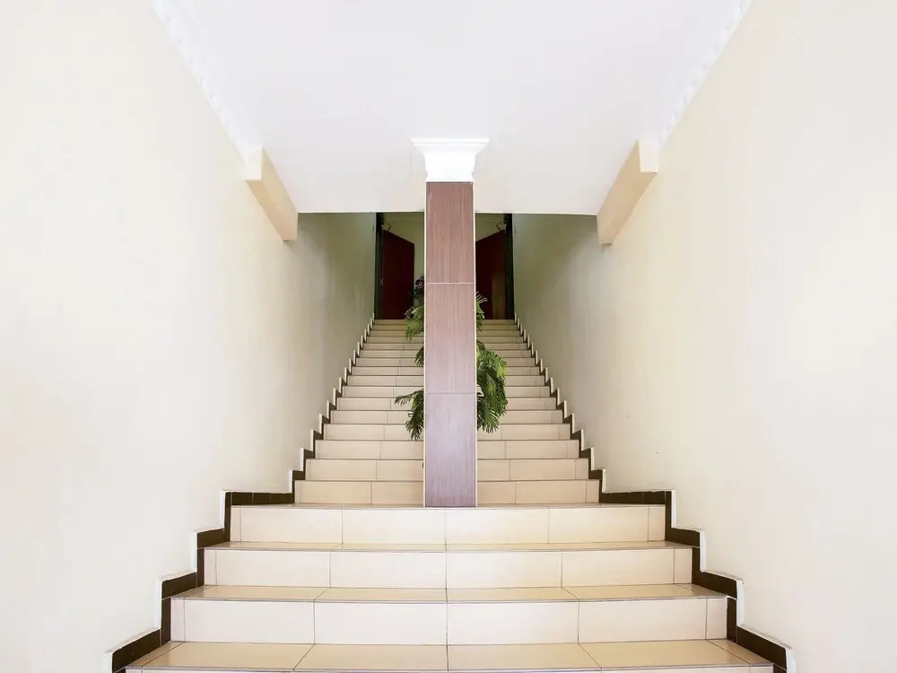 OYO 89536 Hazris Hotel