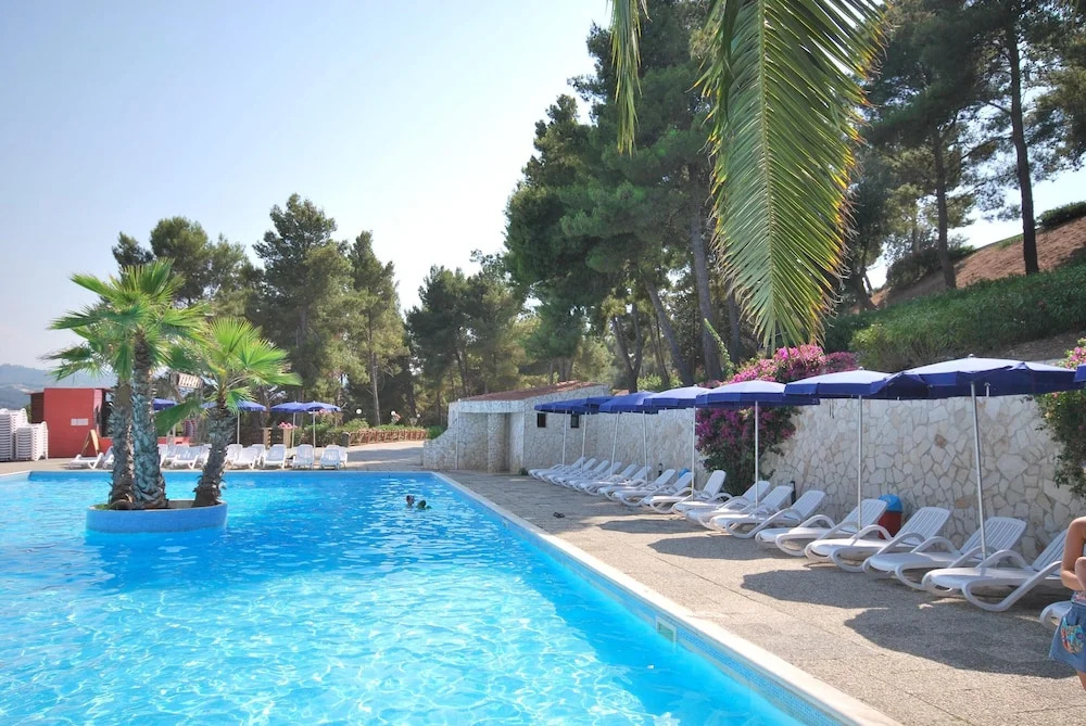 Chalet With 2 Bedrooms in Vieste, With Private Pool and Furnished Terrace Near the Beach