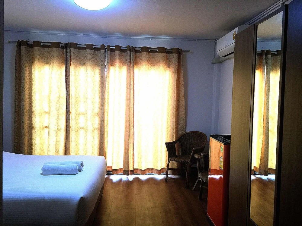 Home @Samlan Soi 1