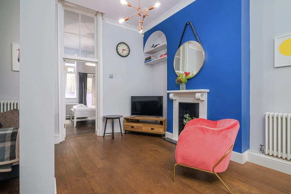 Modern En-Suite Flat - near Islington High Street