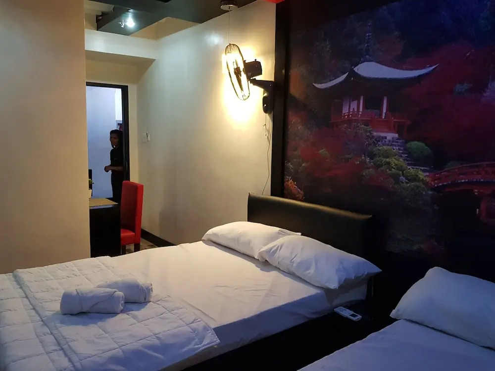 Universal Suite