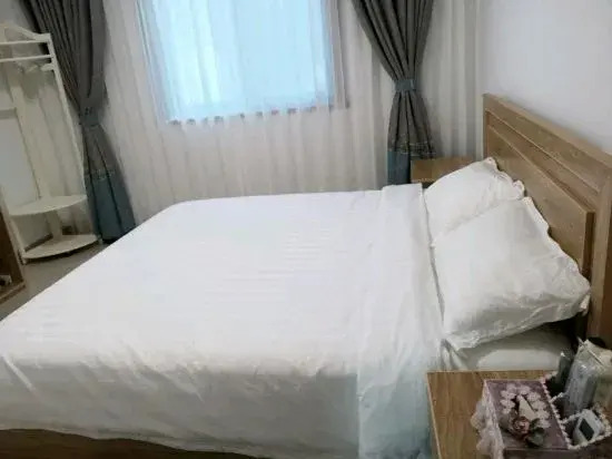 Xiangshan Summer Tour Homestay