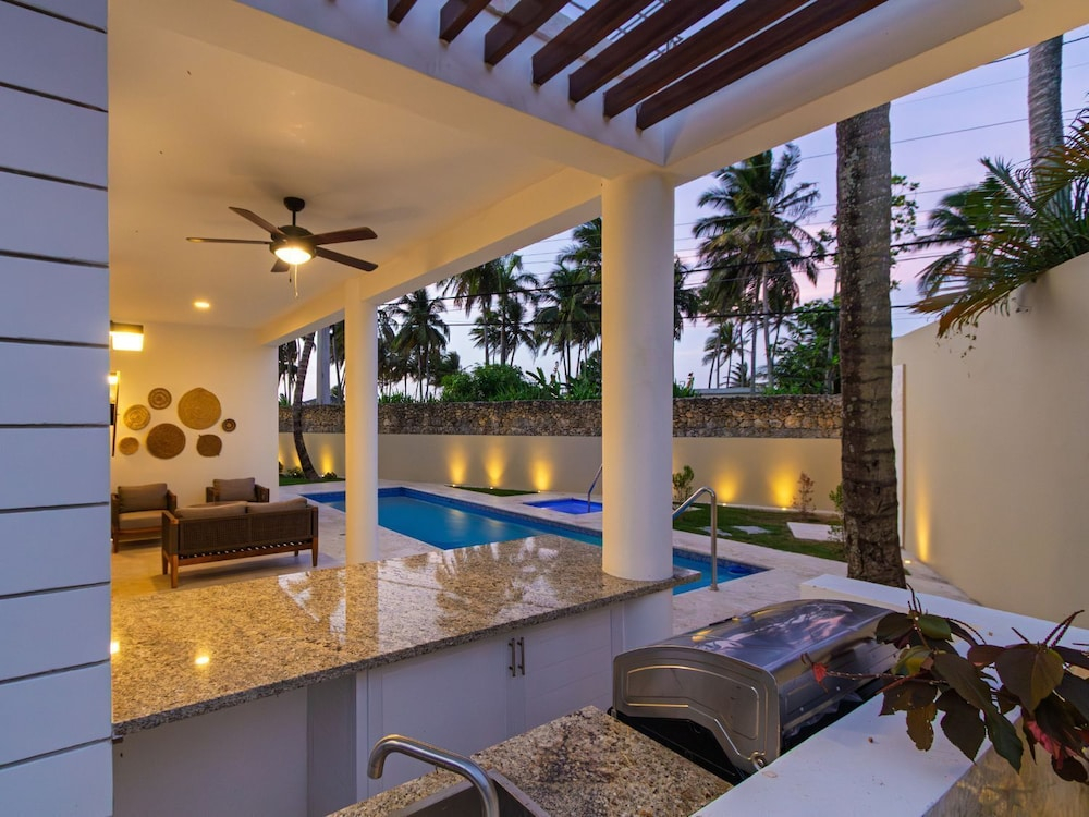 Kite Beach Villa 2