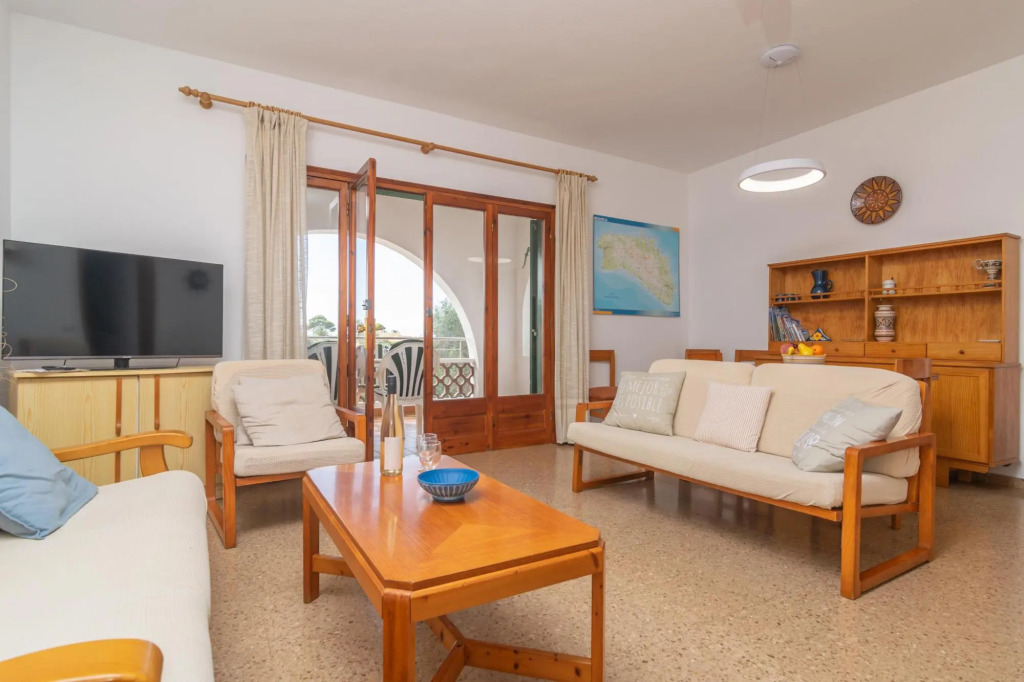 CAN JAUME 6 - Villa very close to the sea, with private pool and free WiFi.