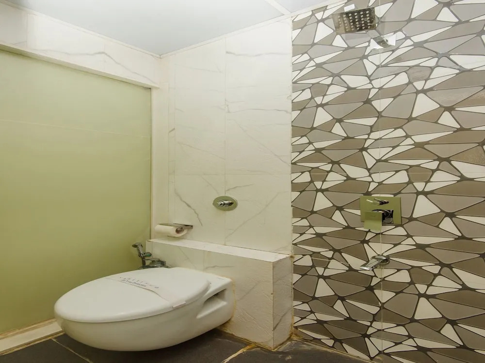 New Seven Hills By Glitz Hotels