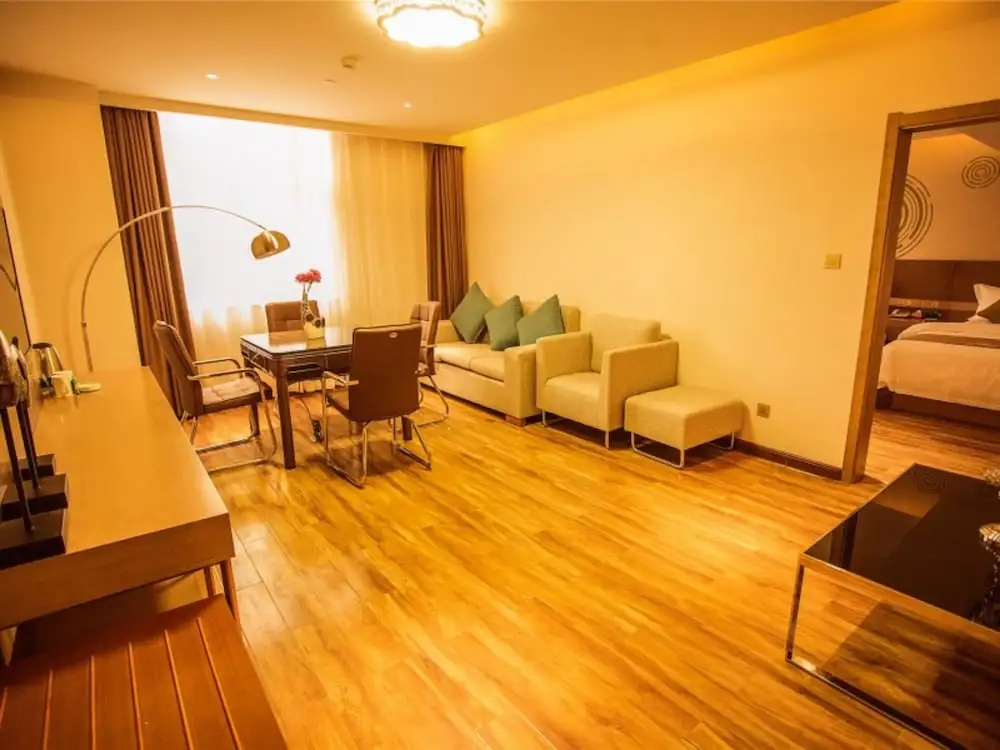 GreenTree Inn Xi'an Greater Wild Goose Pagoda Furong Garden Sleepless City Business Hotel