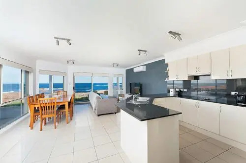 Hear the waves at Anna Bay!
