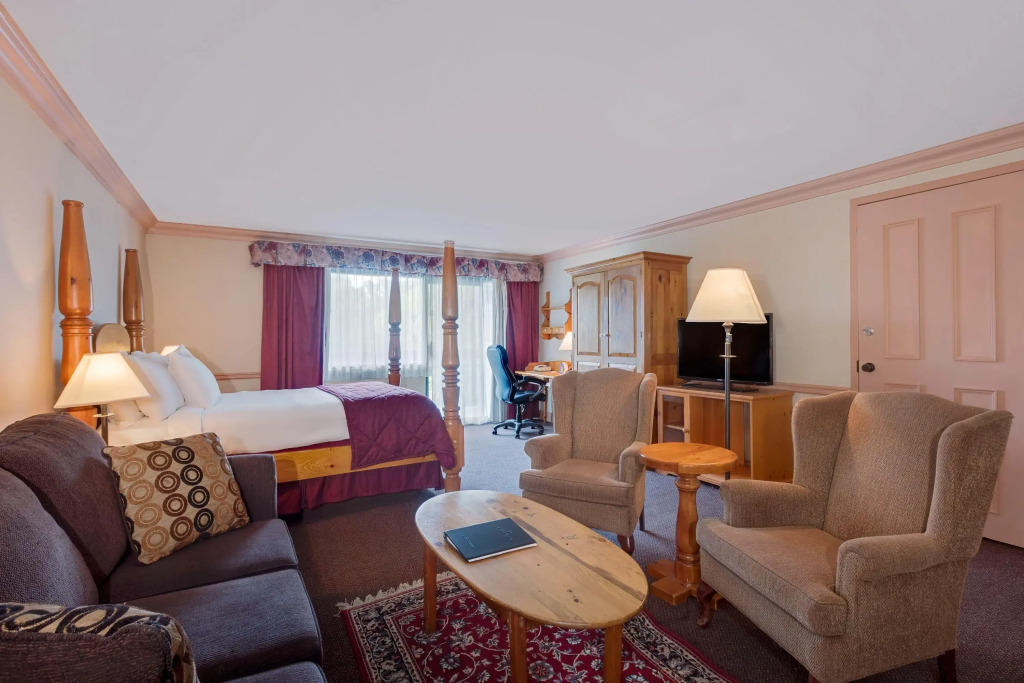 Clarion Resort Pinewood Park