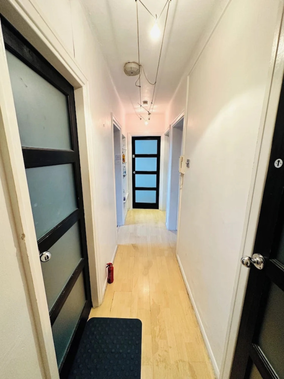 Immaculate 3-bed Apartment in London
