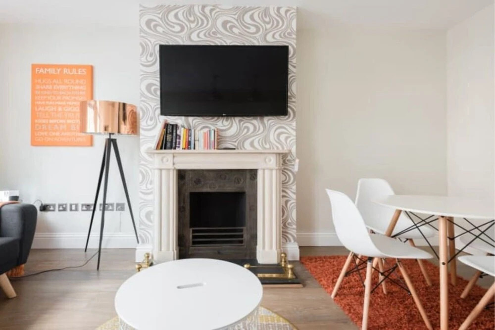 The Oxford Street Retreat - Modern 3bdr in 2 Apartments