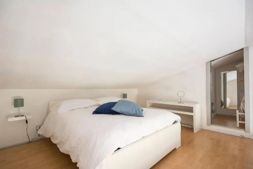 ALTIDO Spacious Apt for 4 in Pisan Residential Area