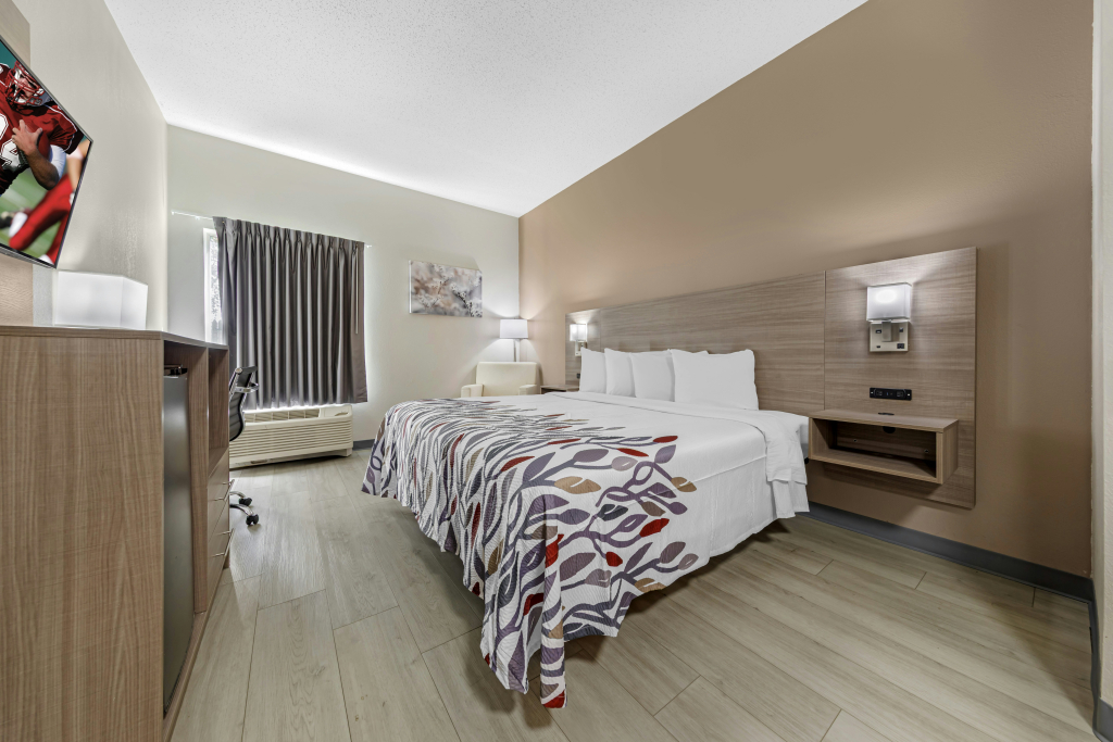 Red Roof Inn & Suites Philadelphia - Bellmawr