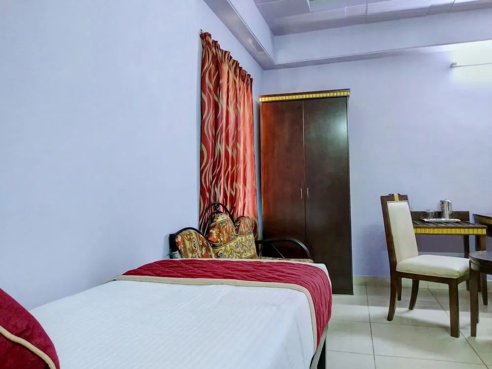 OYO 10479 Sree Sai Comfort