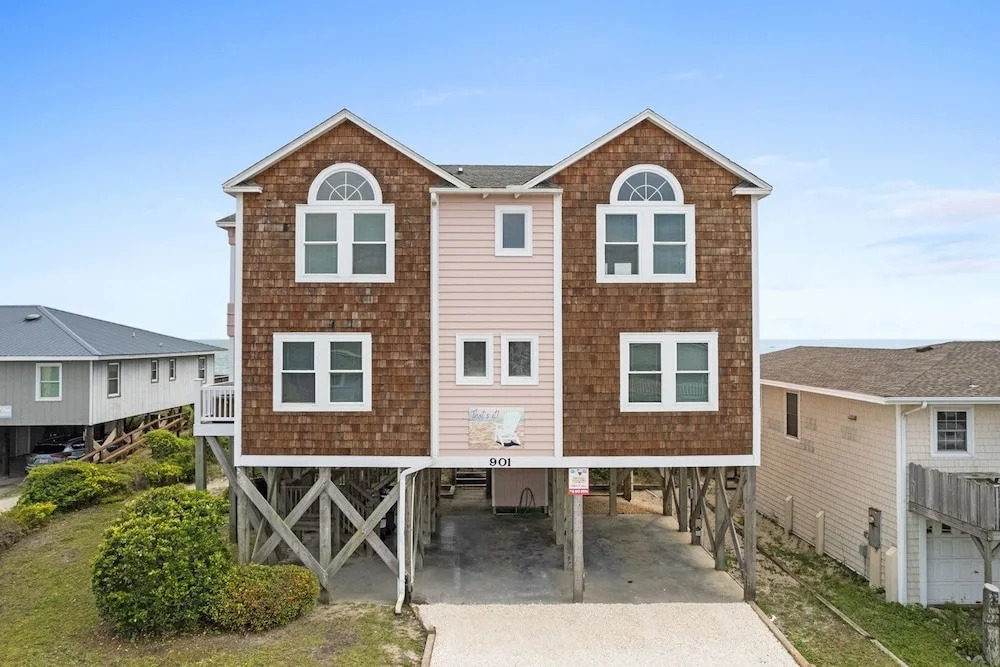 That's It 4 Bedroom Home by RedAwning