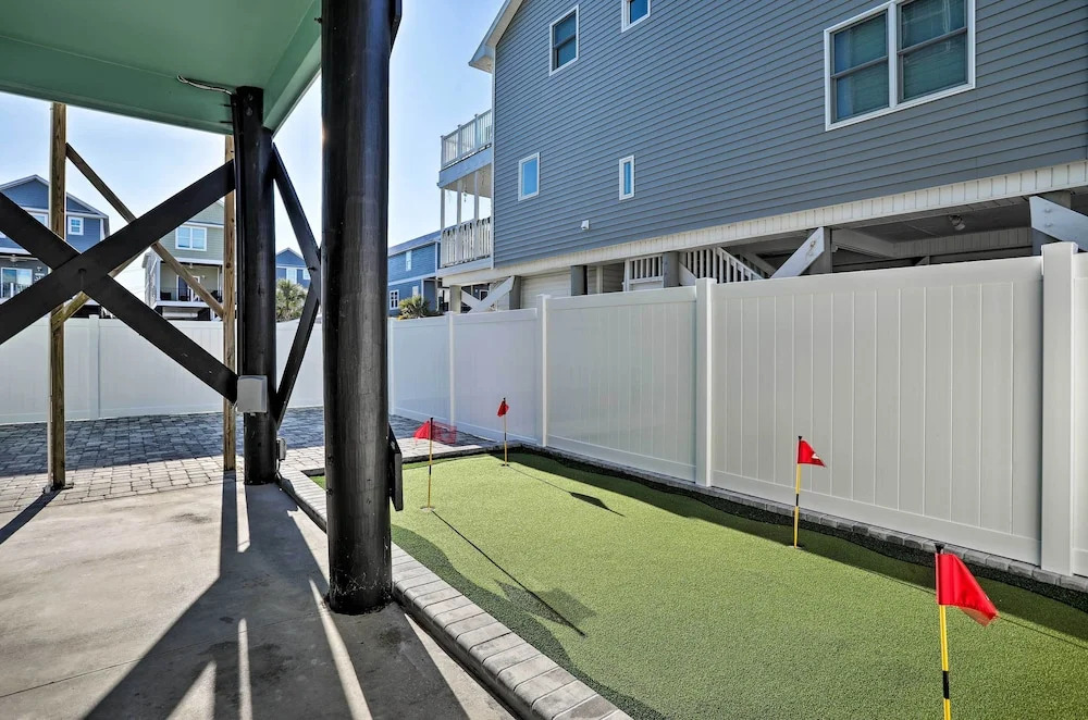 Spacious Murrells Inlet Hub w/ Pool, Walk to Shore