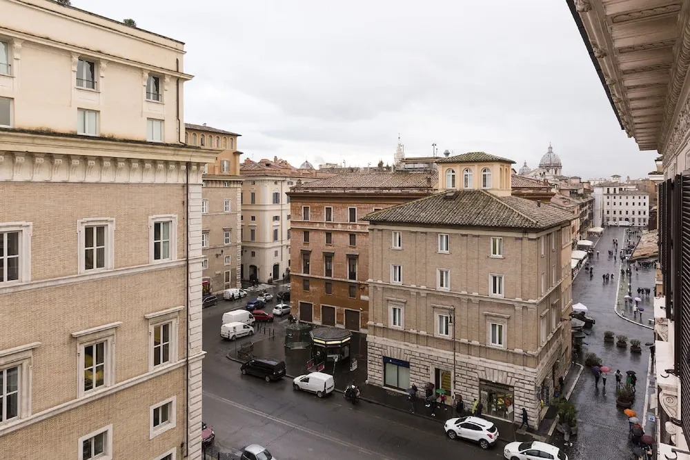 Nice Apartment Navona Sq