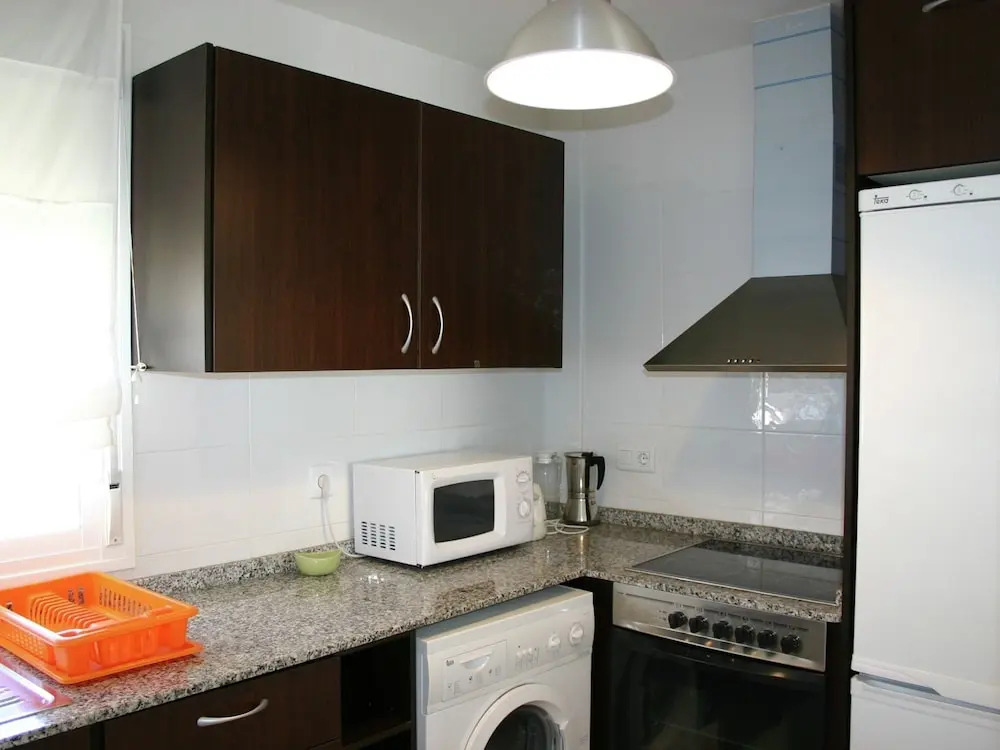 Comfortable Apartment With Washing Machine Near the Sea