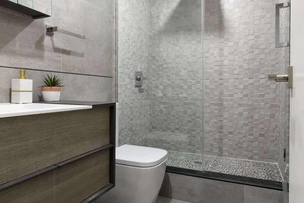 75-4c New Duplex 3BR W D Elevator Walk to C Park
