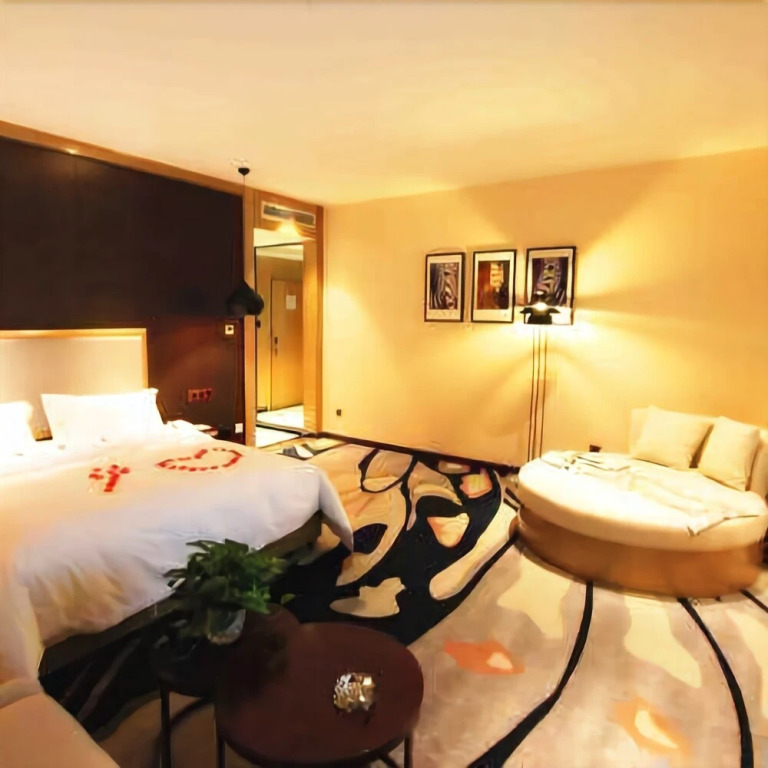 Hailong Hotel (Pangdonglai Life Plaza)