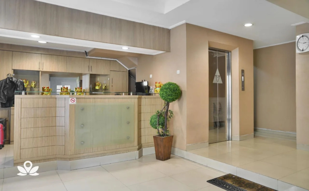 ZEN Rooms Mangga Besar 8