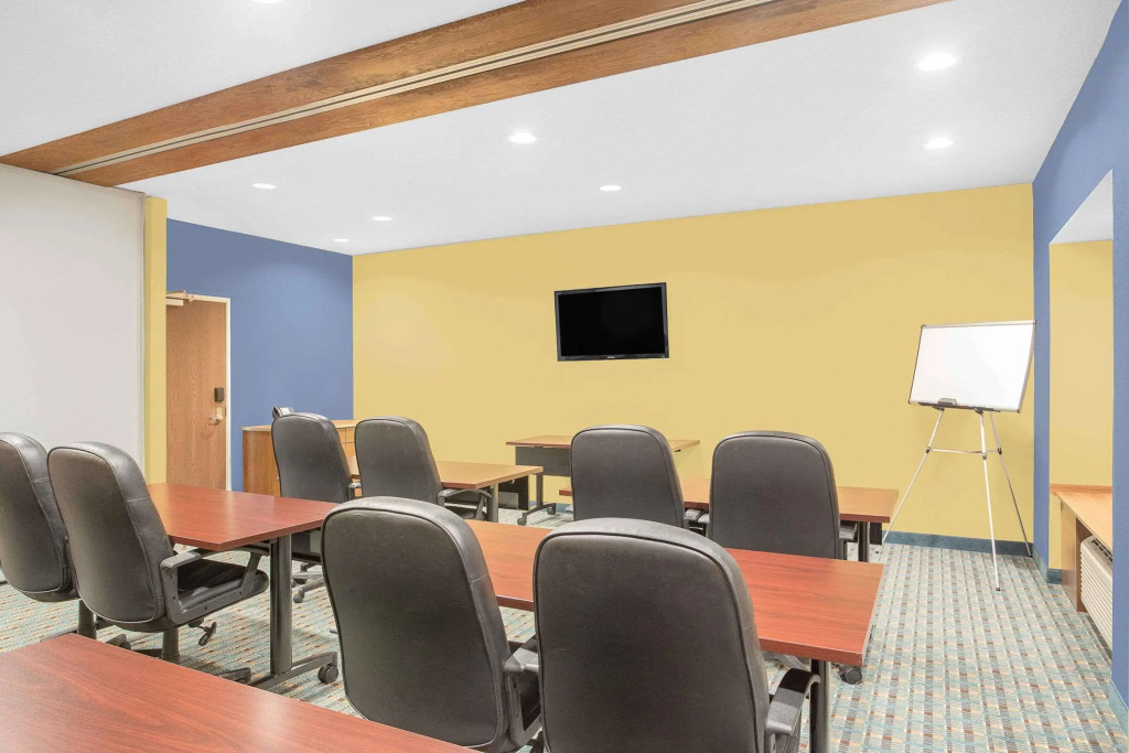 SureStay Plus Hotel by Best Western Keyser