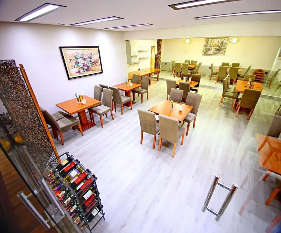 Hotel Vlora International