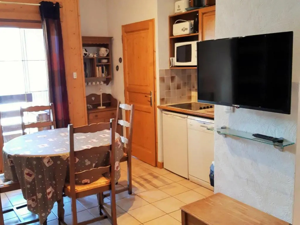 Appartement Les Deux Alpes, 3 pièces, 6 personnes - FR-1-516-11