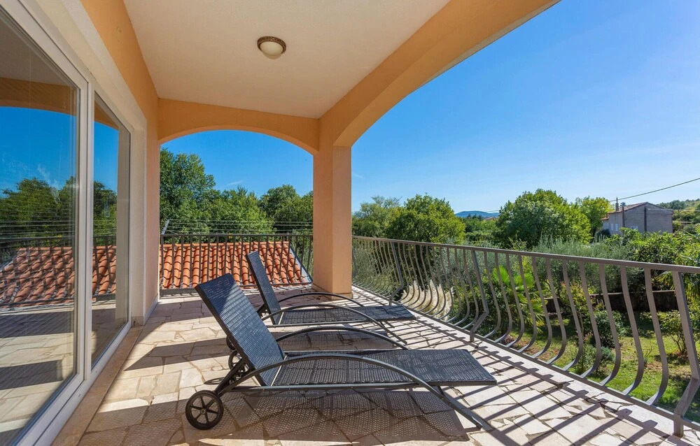 Awesome Home in Silo With Wifi and 2 Bedrooms