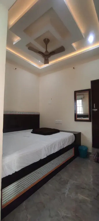 Sri Vasavi Residency