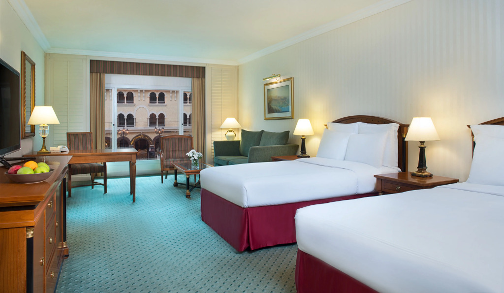 Отель Connaught Palace Hotel Dubai