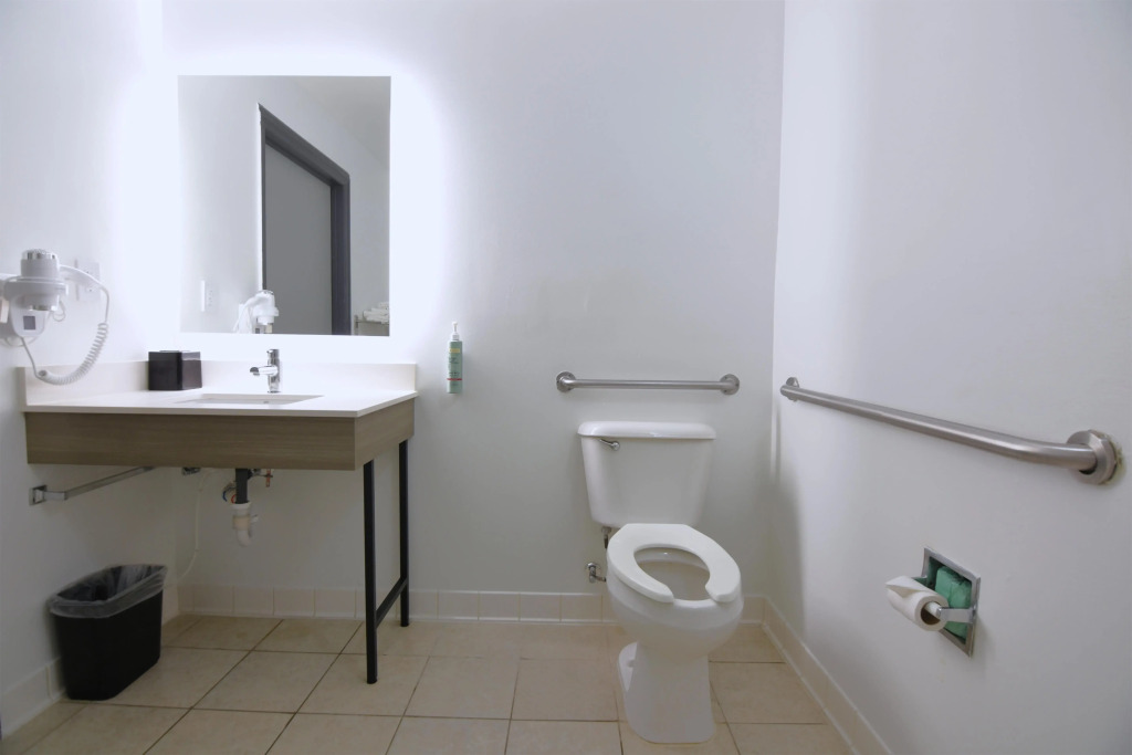 Best Western Point South