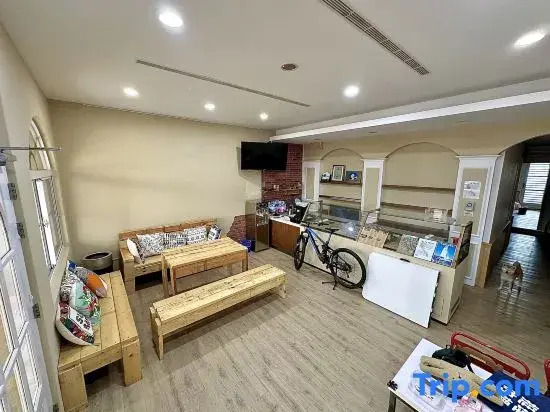 安可的家 小孩及寵物不收費 恆春老街及夜市70公尺