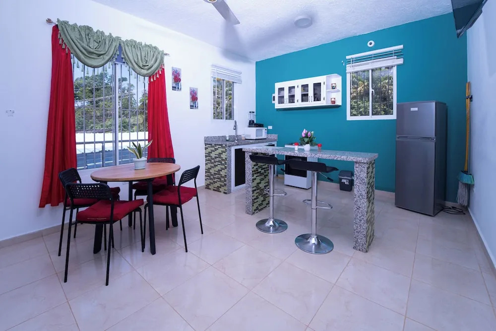 Edma Aparta Hotel