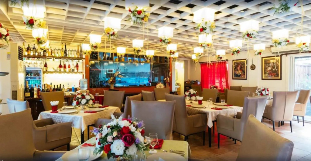 RedDoorz Plus near Abreeza Mall Davao