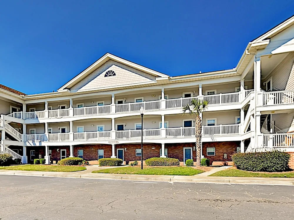 New Listing! Coastal W/ Pools On Golf Course 2 Bedroom Condo