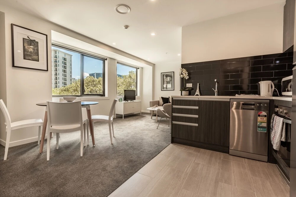 Lovely Apartment Near Myers Park in CBD