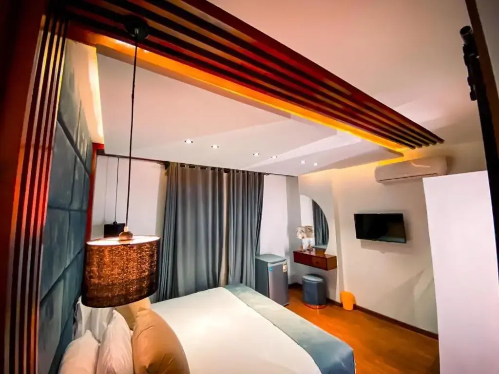 Grand Pyramids Inn