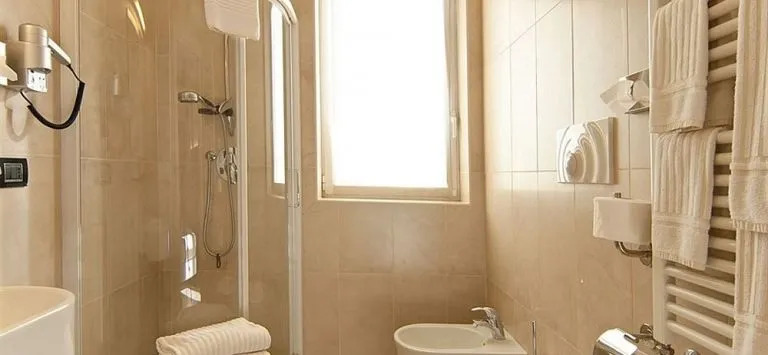 HOTEL HMR RHO Milano