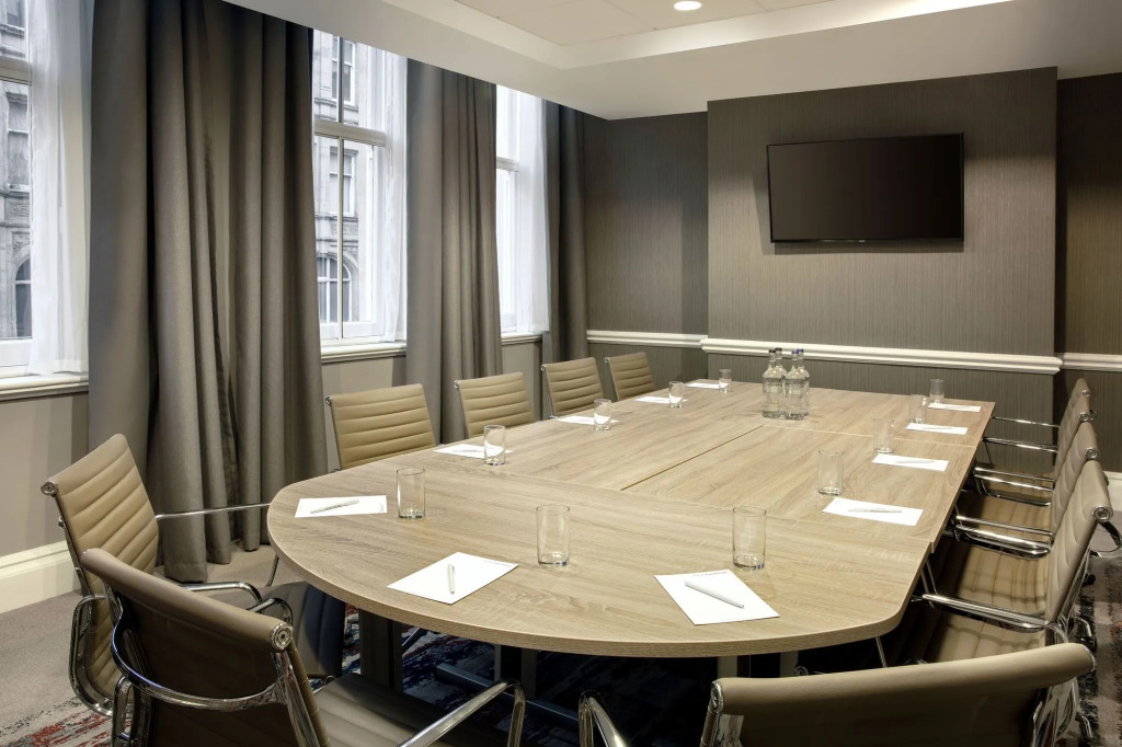 Leonardo Hotel Cardiff
