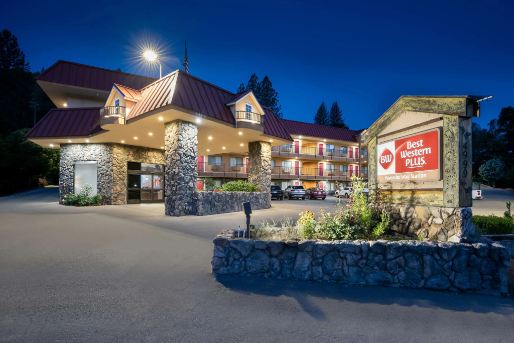 Best Western Plus Yosemite Way Station