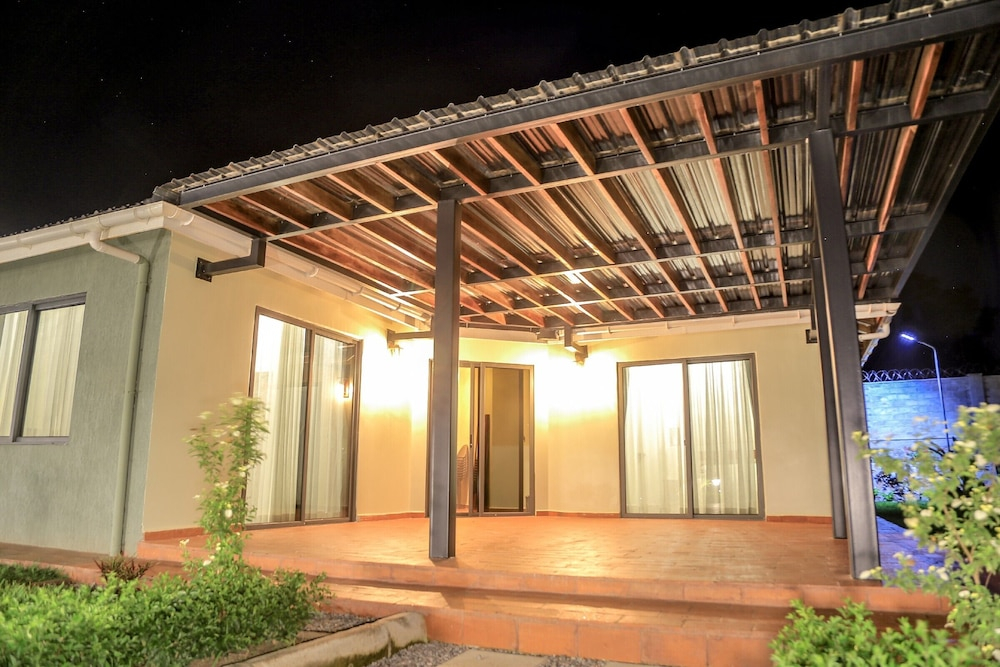 Extreme Adventure Park & Stay at Busika Near Kampala