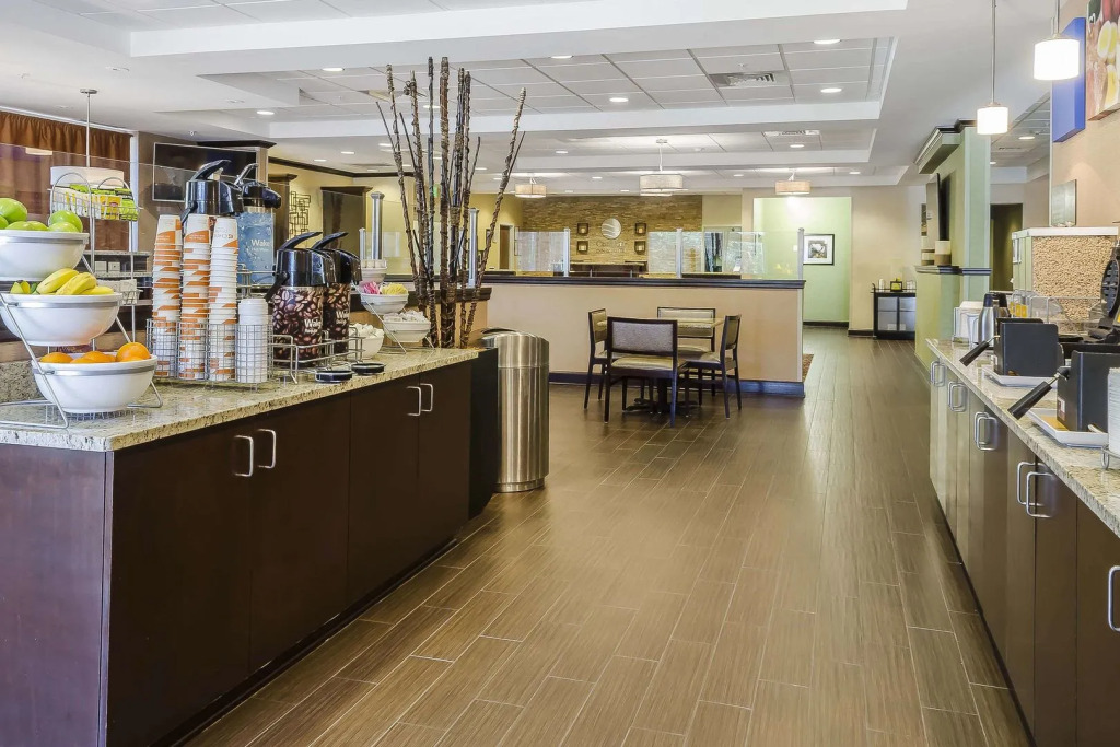 Comfort Inn & Suites Dothan East