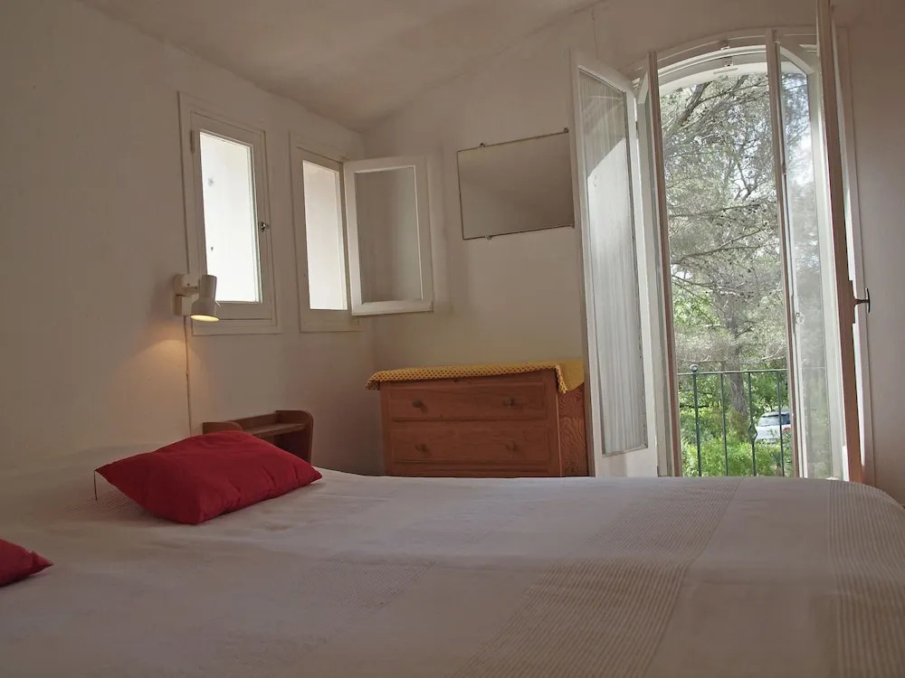 Villa in Cavalaire-sur-mer Near the Sea
